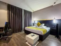 PEREGRINE HOTEL BY BOULEVARD Hotel di 