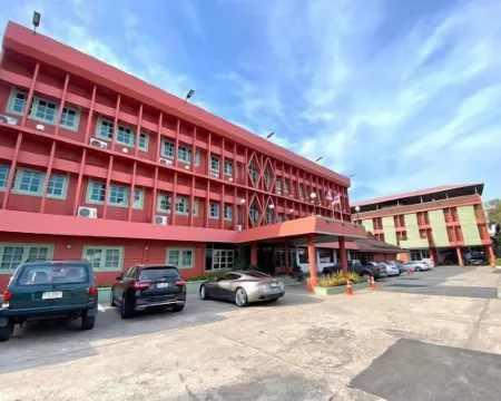 Chainatgrand Hotel Hotels in Chai Nat