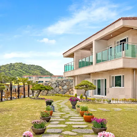 Namhae Haine Pension