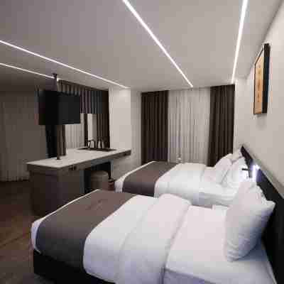 THE NAVA HOTEL Rooms