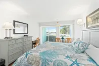 The Ocracoke Harbor Inn