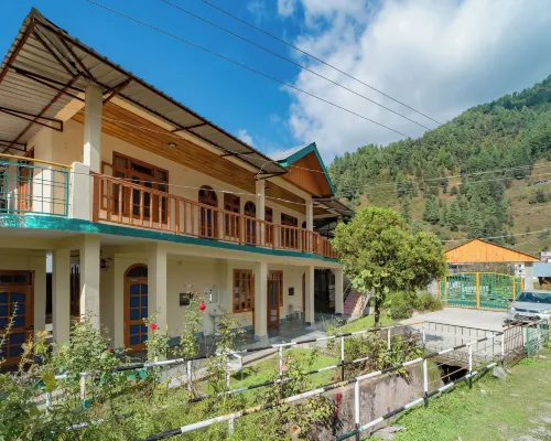 Forest Rest House Barot Hotels in Mandi District