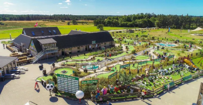 ฟัน อาร์ท บล็อคฮุส