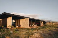 WOOD HOTEL & SPA