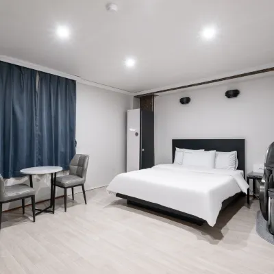 Daejeon Yongmun TOP Hotels near Oryong Station