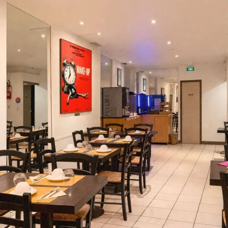 Le Moderne Hôtel