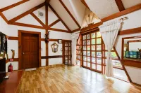 Jecheon Gyegong Areumdaun Sesang Pension - เพนชั่น