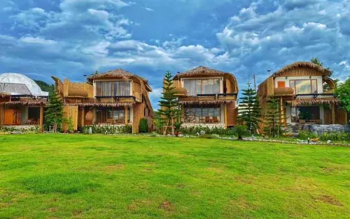 Cirrus Valley Hill Resort