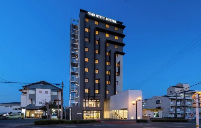 THE STILL HOTEL