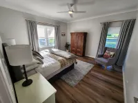 Farmstay Peppercorn Cottage.  Space to appreciate. Hotels in Gnarwarre