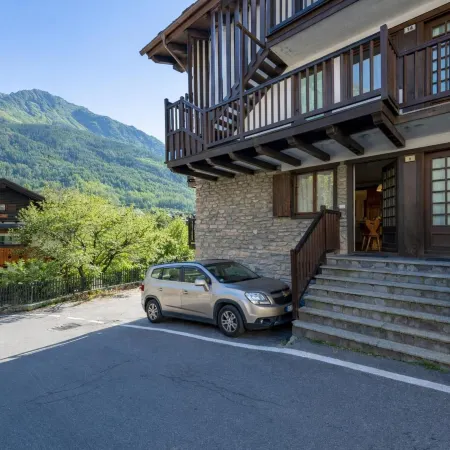 Graceful Apartment In Courmayeur - Happy Rentals