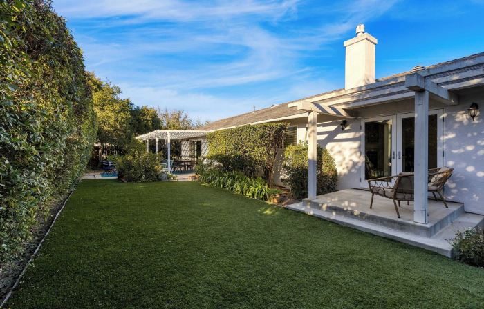 Goleta Getaway by AvantStay