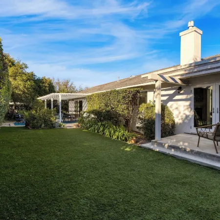 Goleta Getaway by Avantstay Private Backyard, 1.5mi to the Beach!