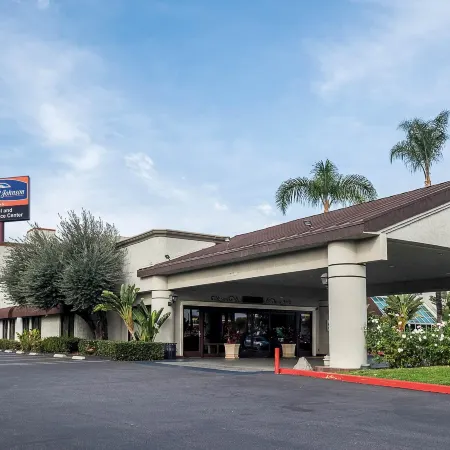 Howard Johnson by Wyndham Fullerton/Anaheim Conference Cntr