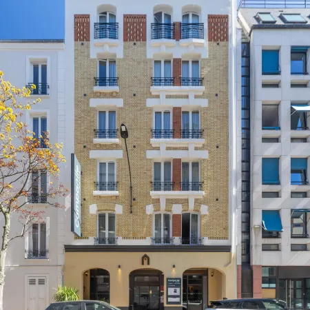 Campanile Paris Ouest - Pte de Champerret Levallois Отели рядом с достопримечательностью «Парк Планшет»
