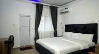 DEE OS' Hotel - Bintang 2