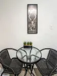 Executive Studio - 5 Minutes from Olympic Community Park