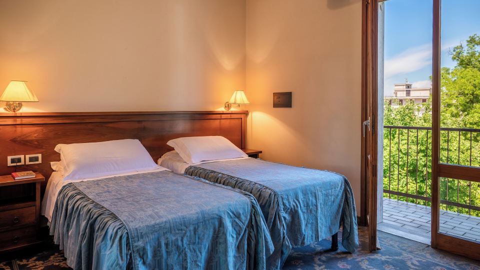 Unity Bank Hotel Termale Padova RC12
