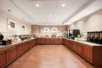 Country Inn & Suites by Radisson, Virginia Beach (Oceanfront), VA - breakfast