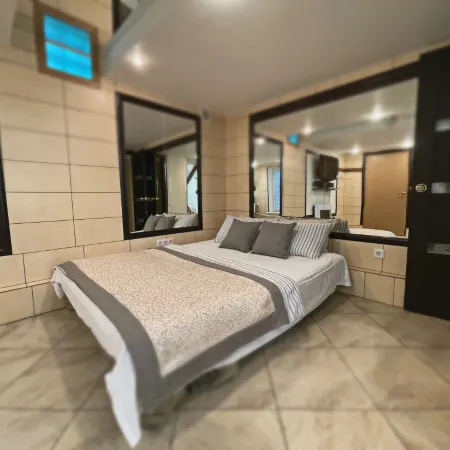 Sweet Dreams Inn Lodging house