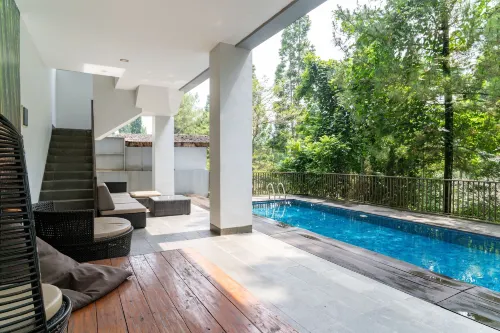 Narwastu Hill 6Br Villa with Pool and Movie Room