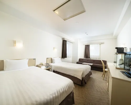 Best Western Osaka Tsukamoto Hotels near Juso Bridge