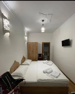 Naqshband Hotel di 