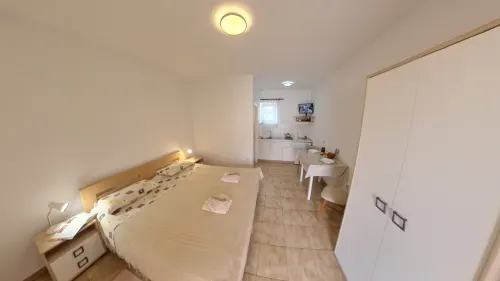 Cozy and practical studio in Šćavonija