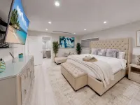 Central Miami Stay • Near Airport & Calle 8 / Pool