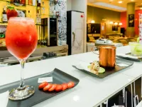 宜必思維多利亞坎布里海灘酒店 - 酒吧
