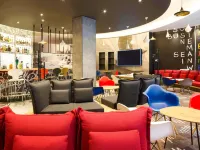 Ibis Yerevan Center - ที่มีบาร์