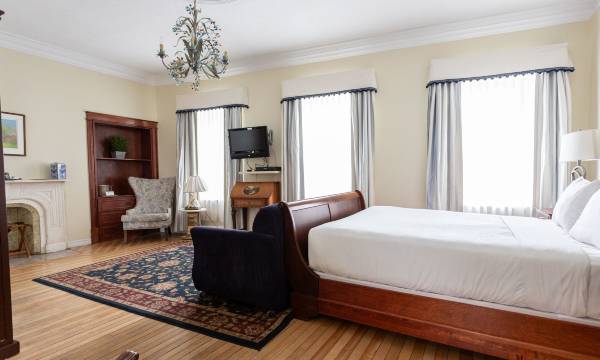 Hotel Champlain