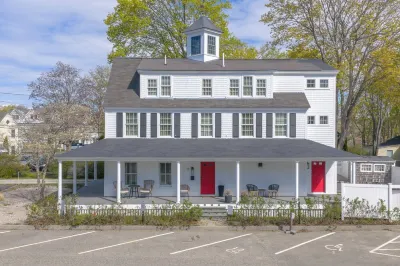 Coastal Spacious Retreat Downtown Kennebunkport Village Hotels in 