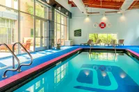 Aloft Lexington - piscina