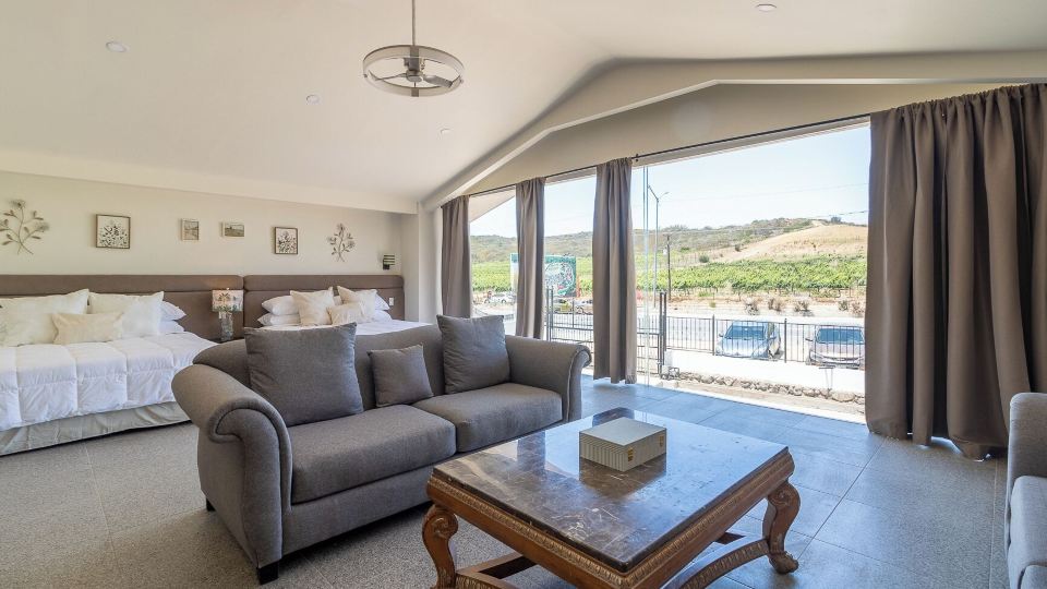 Casa Bugambilias by Villa de La Rosa