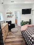 Modern Studio with Washer & Dryer - 3-Star