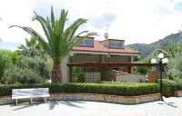 Beautiful Apartment for 5 People in Residence - 2-Star