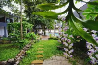 Apple Beachfront Resort - Mountain view