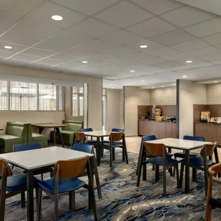 Fairfield Inn & Suites Athens