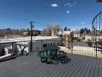 Historic Main Street Loft- 2nd Floor