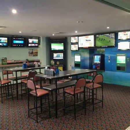Coro Club Motel