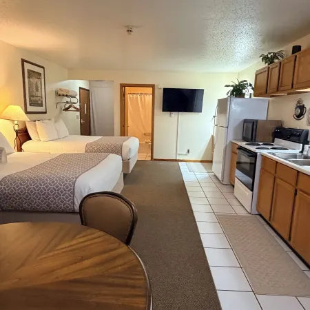 Whitetail Creek Resort