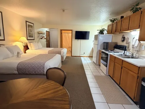 Whitetail Creek Resort - vue sur la montagne