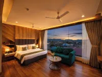 Sterling Pushkar - boutique