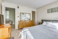 Unique Thornton Townhome Swim, Ski, and Hike! - SPA