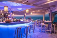 Aeolos Beach Resort - بار