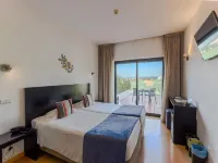 Casa Do Vale Hotel by Umbral - Pools