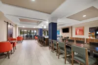 홀리데이 인 익스프레스 앤 스위트 버팔로 에어포트 바이 IHG - 조식 운영