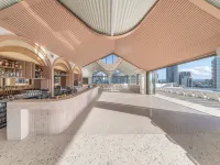 Bounce Surfers Paradise Hotels near Ashmore