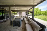 Dream Country Getaway 27 Acres in Conesus, NY! New Game Room! - Homestays